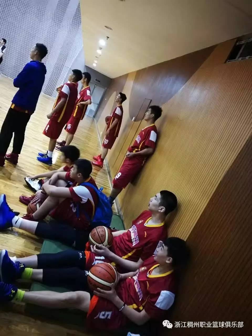 浙江稠州发布备战花絮，今晚完成体检，欧联任务艰巨，纪律约束更严格 