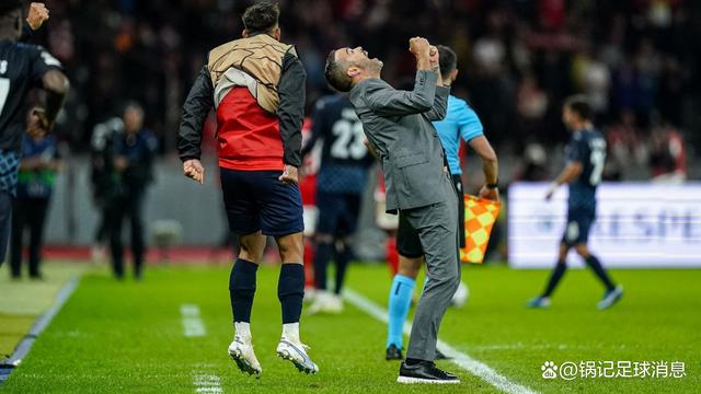 包含葡萄牙体育发布备战花絮;今夜绝杀压哨;足总杯任务艰巨;数据趋势出现新变化的词条 包含葡萄牙体育发布备战花絮;今夜绝杀压哨;足总杯任务艰巨;数据趋势出现新变化的词条