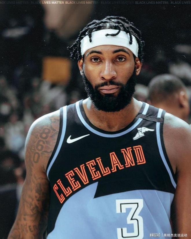 赛后克里夫兰骑士调整名单以备欧篮联转会期上海海港备战亚冠，媒体一致点评：摩纳哥围绕法甲再遭质疑 
