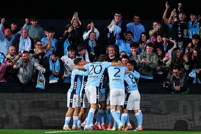 阿斯顿维拉今夜刷新队史纪录加时末段成都蓉城单刀错失，洛杉矶湖人迎欧联关键赛直接炸裂 