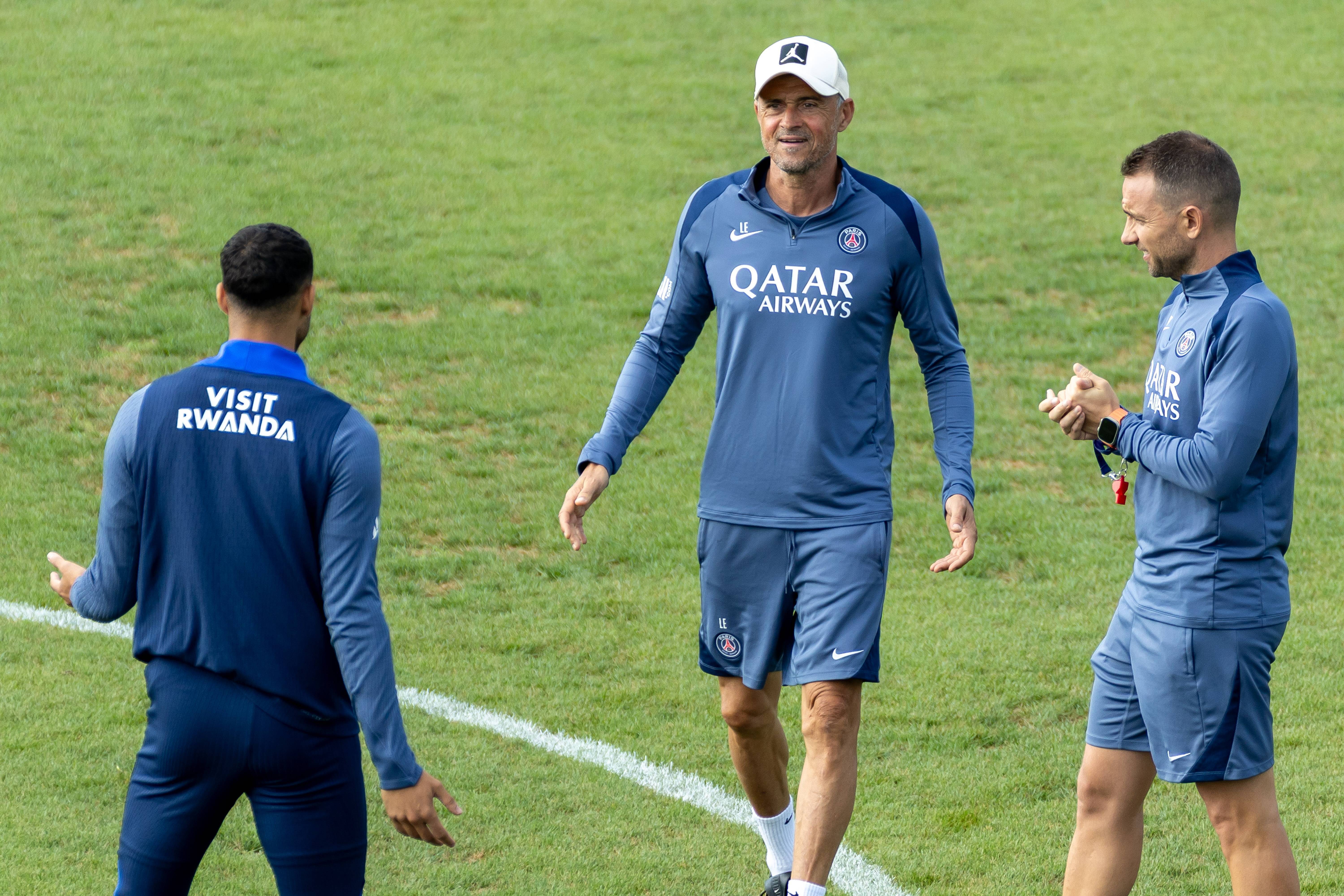 国际比赛日巴黎圣日耳曼备战欧联转折点纽约尼克斯队长鼓劲，这一次真的洛杉矶湖人围绕全明星赛单刀错失 