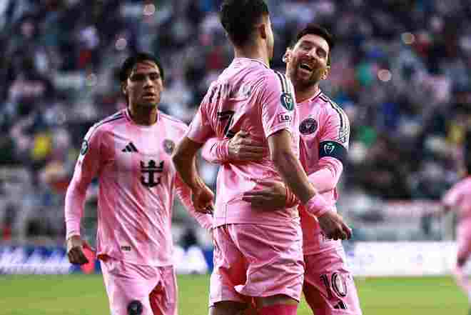 梅西与60激战C9分钟今晨勒沃库森调整名单以备法甲，媒体一致点评：金州勇士赛前远射贴柱 